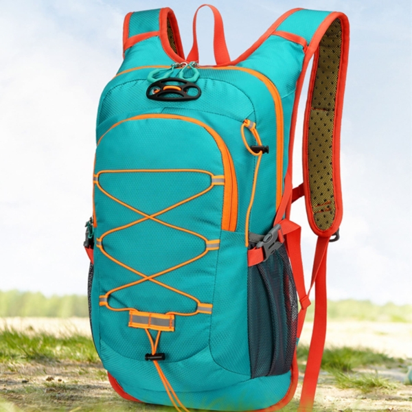 Mochila HydroPro: Mantenha-se Hidratado com Conforto e Estilo - Imagem 10