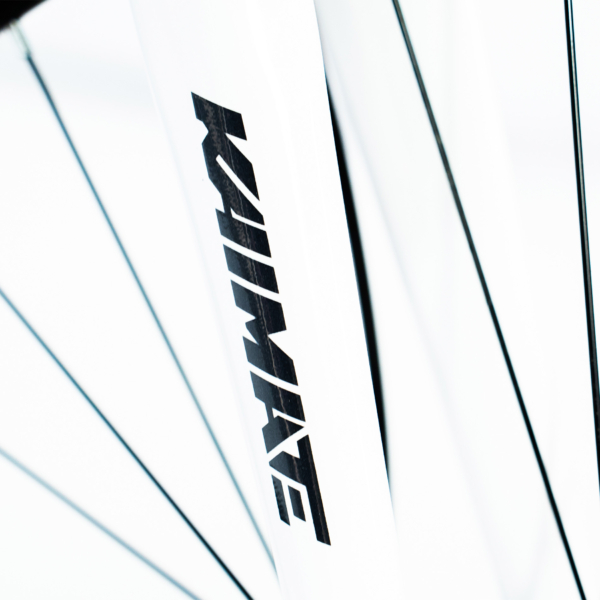 Bicicleta Speed Aro 700 Bike 16 Vel Marchas AeroEdge Freio a Disco Quadro Alumínio Resistente Leve Cor Branco - WCT FITNESS - Imagem 8
